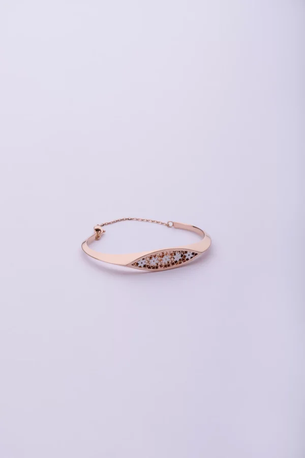 Floral Feature Bracelet