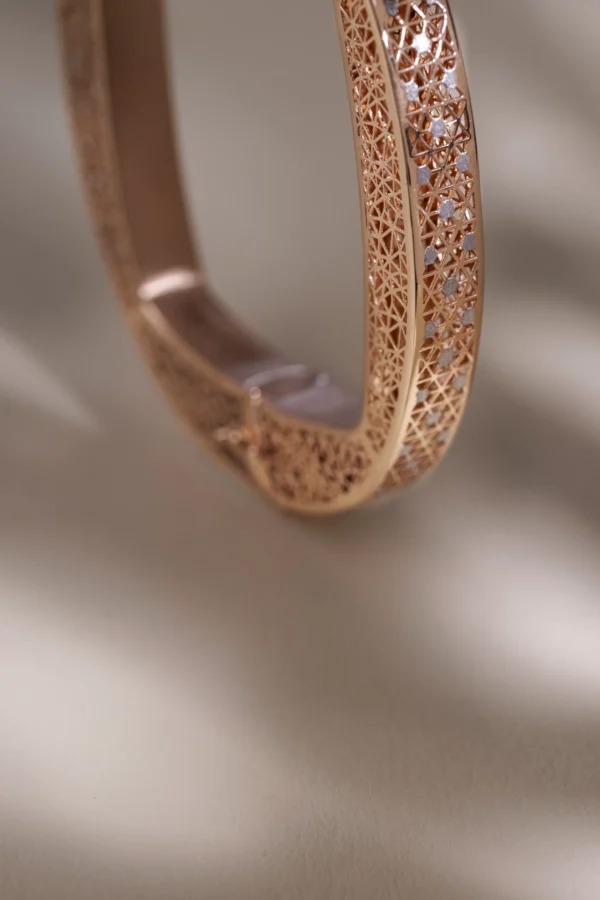 Bold Gold Bangle